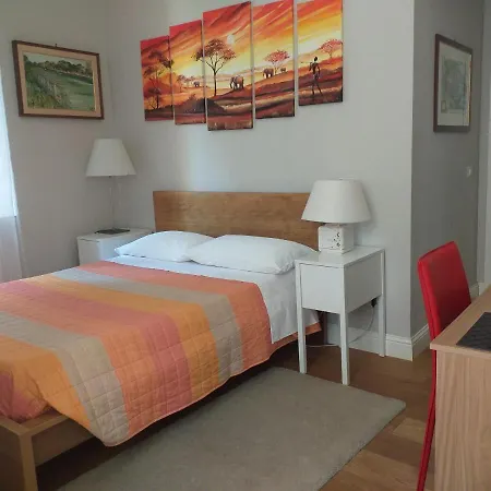 Acomodação com café da manhã  Acquamarina 3*